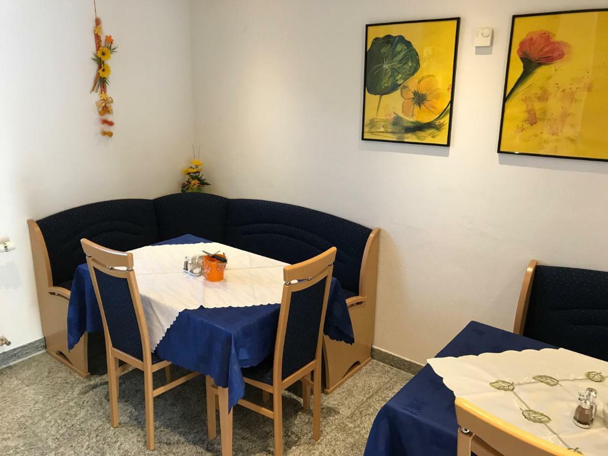 Gaestehaus Lindenhof Jennersdorf Esterno foto